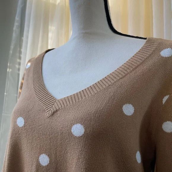 Old Navy Tan Polka Dot Sweater Dress - Picture 7 of 10